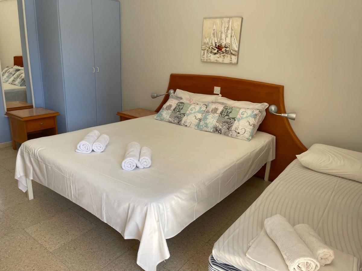 Light & Blue Gardens Apartment Protaras Bagian luar foto